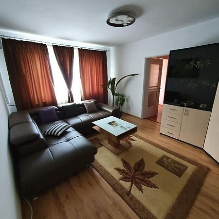 Apartament Cu Regim Hotelier In Dr.Tr. Severin Drobeta Turnu Severin Exteriör bild