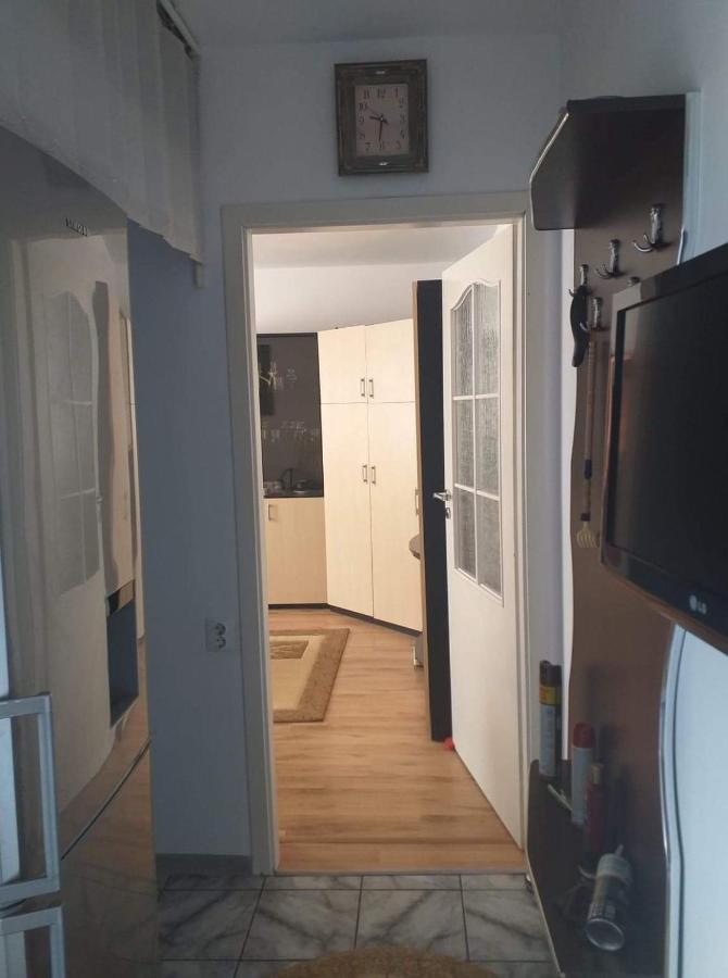 Apartament Cu Regim Hotelier In Dr.Tr. Severin Drobeta Turnu Severin Exteriör bild